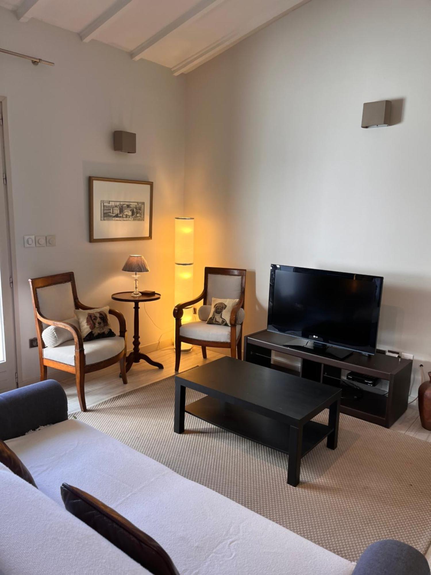 Charmant Petit Appartement Avec Sa Terrasse Privee 巴约讷 外观 照片